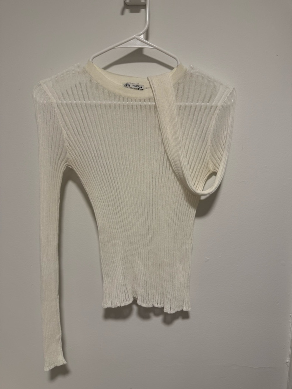 Zara Women’s Cream Ribbed Long-Sleeve Top